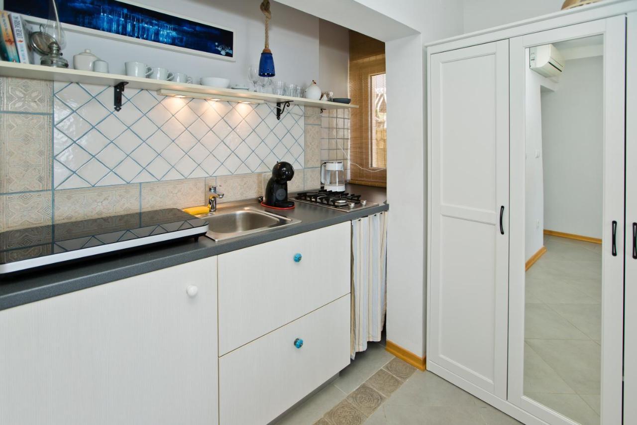 Rino Apartment ฮวาร์ ภายนอก รูปภาพ