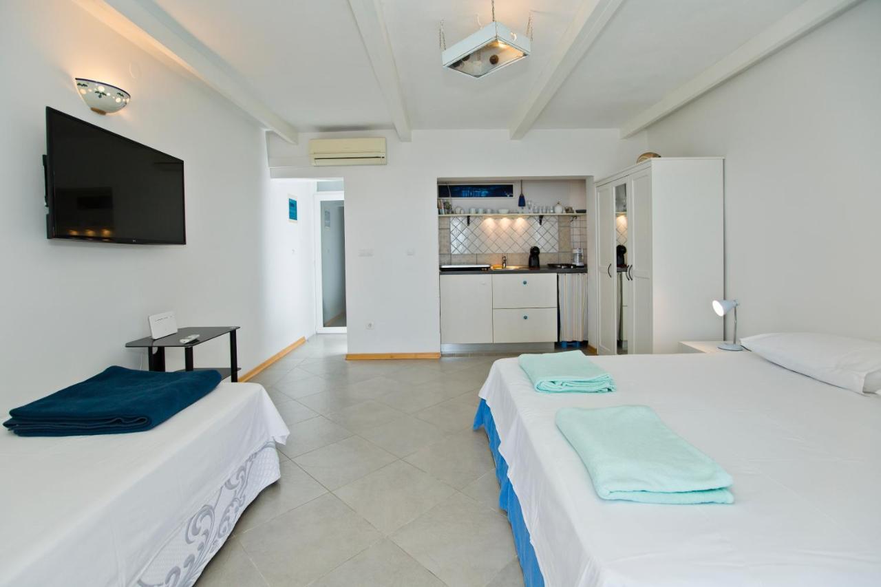 Rino Apartment ฮวาร์ ภายนอก รูปภาพ