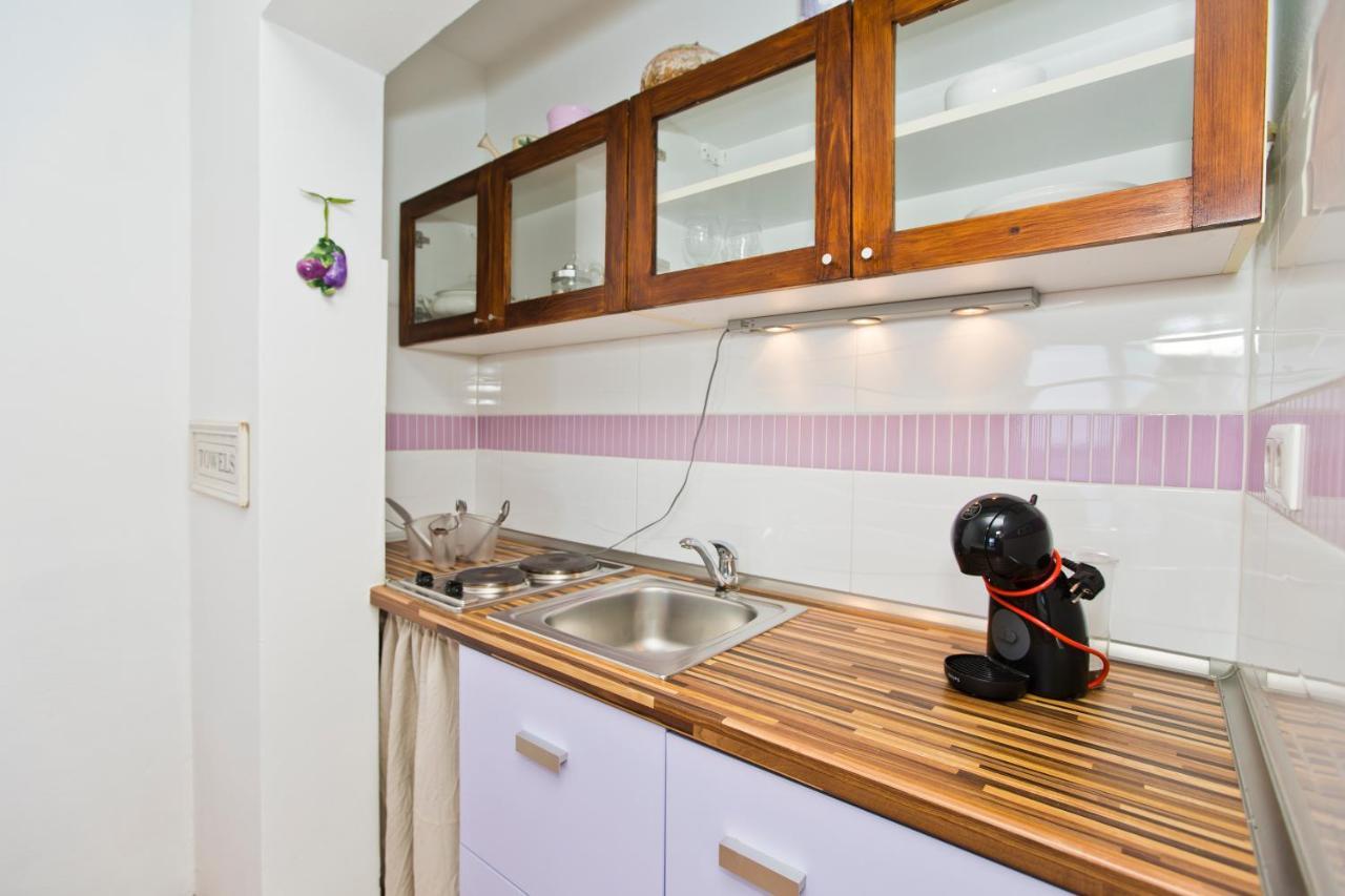 Rino Apartment ฮวาร์ ภายนอก รูปภาพ